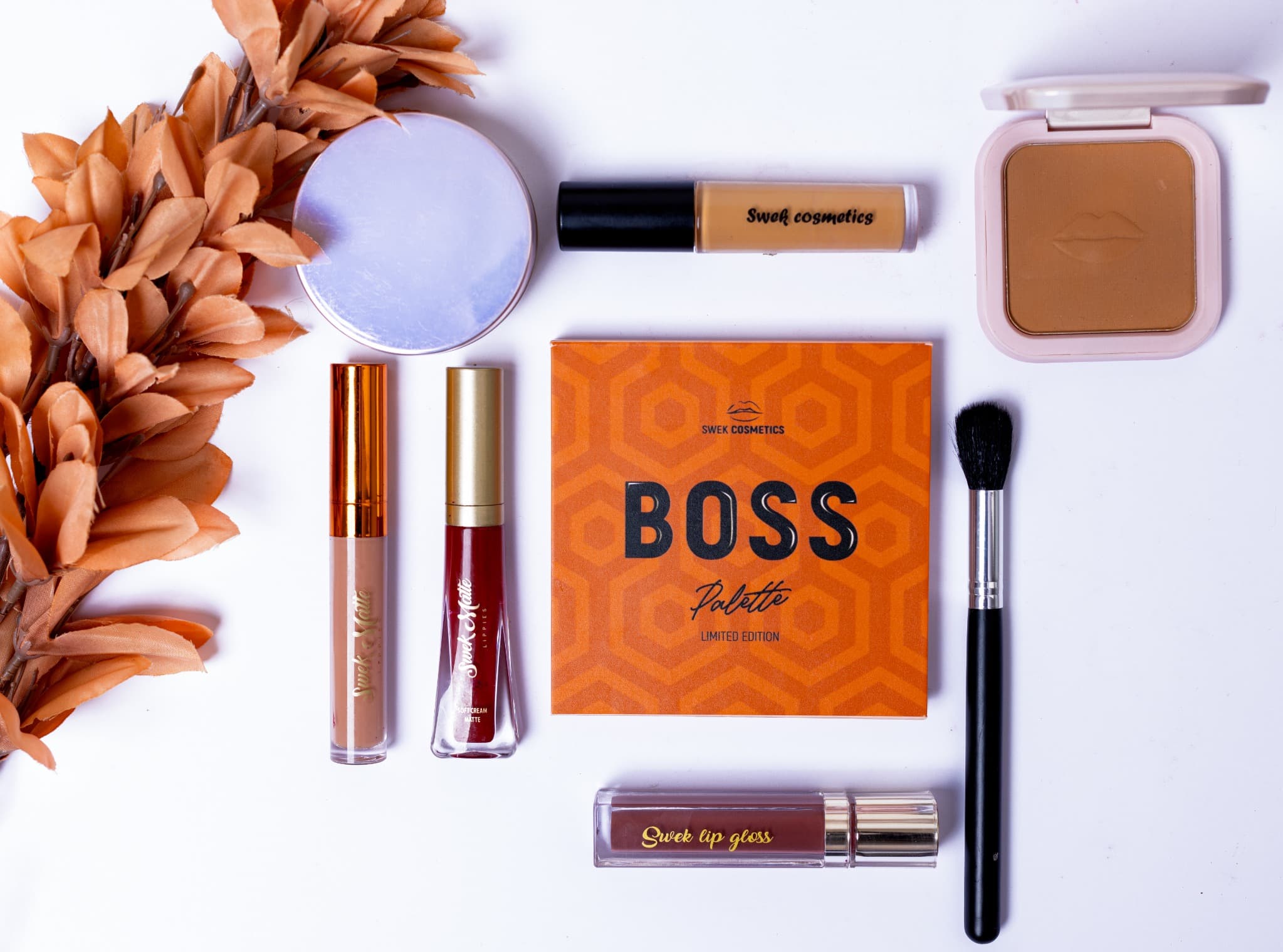 SWEK founder presenting cosmetics
